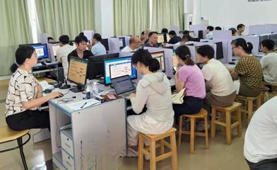 数智赋能教师队伍建设——学院举办《人工智能素养》师资培训